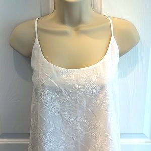 WHITE DETAILED PATTERN SPAGHETTI STRAP TANK